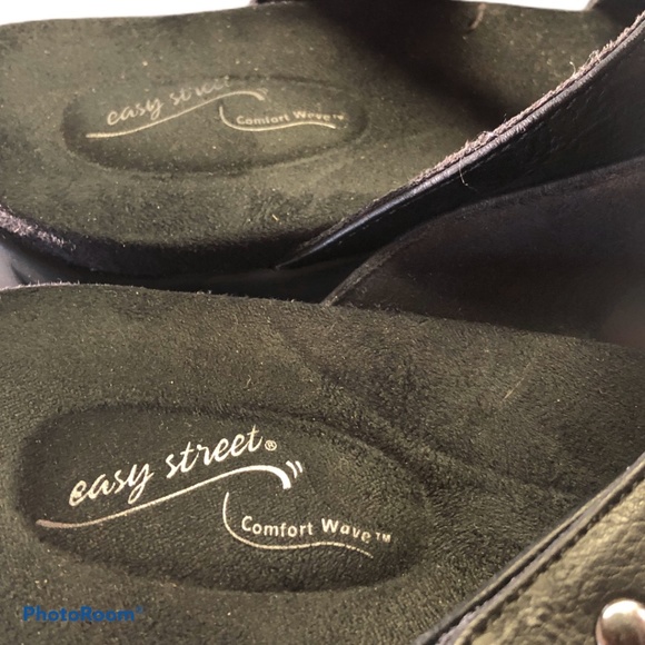 Easy Street Sandals size 9.5 Narrow - Picture 3 of 6